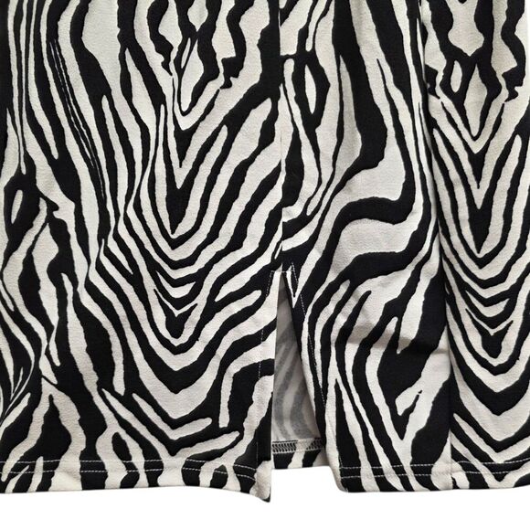 Shein Black Zebra Print Mini Skirt with Front Slit S - Picture 2 of 3